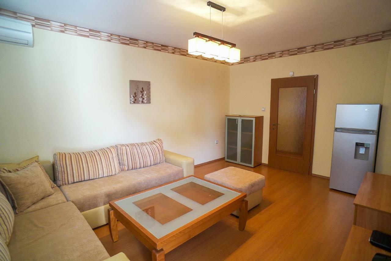 Apartment Geo Milev Plovdiv Bagian luar foto